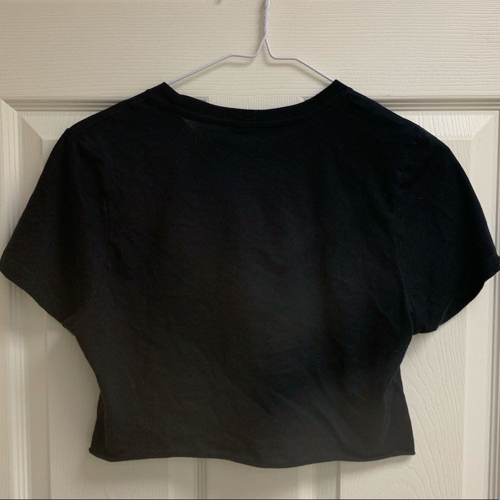 Friends Crop Top - Picture 2 of 2